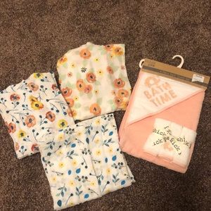 Hooded bath towel set! Muslin swaddles! Brand new!